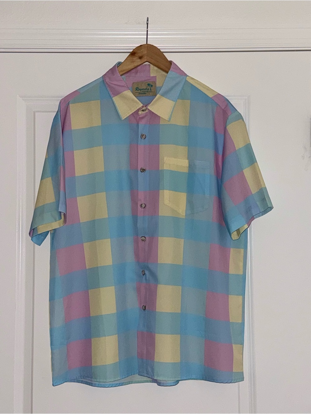 Royaura Men’s Large Hawaiian Shirt Pastel Plaid Short Sleeve Resort Camp Shirt